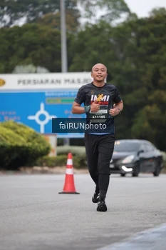 Runner Photo 3772809