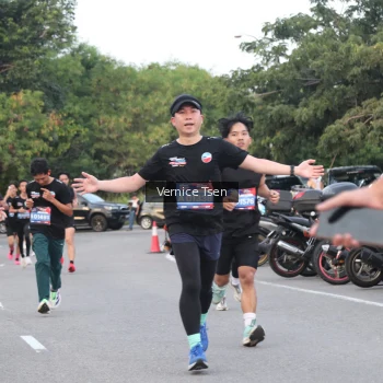Runner Photo 3772822