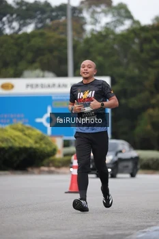 Runner Photo 3772854
