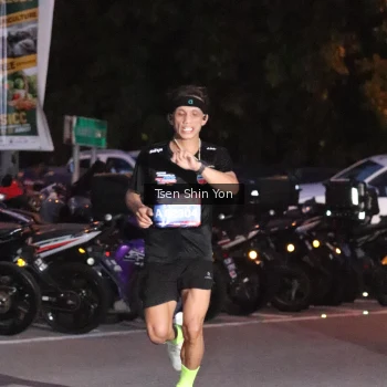 Runner Photo 3772879