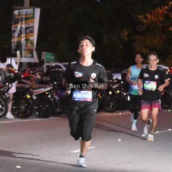 Runner Photo 3772959