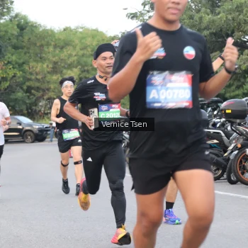 Runner Photo 3773108