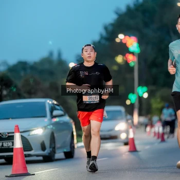 Runner Photo 3773196