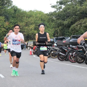 Runner Photo 3773217