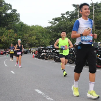Runner Photo 3773383