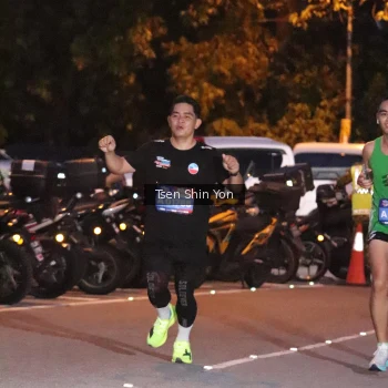 Runner Photo 3773673