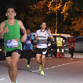 Runner Photo 3773740