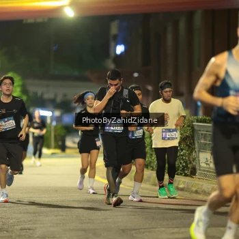Runner Photo 3773747