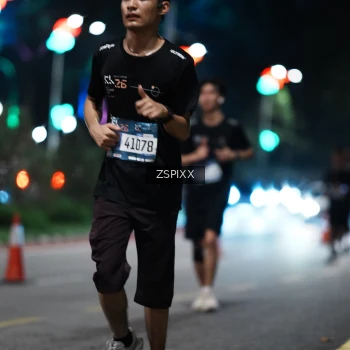 Runner Photo 3773888
