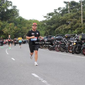 Runner Photo 3773948