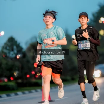 Runner Photo 3774003