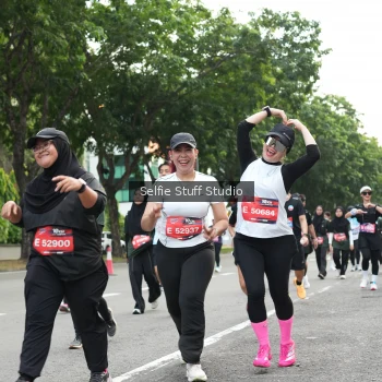 Runner Photo 3774004