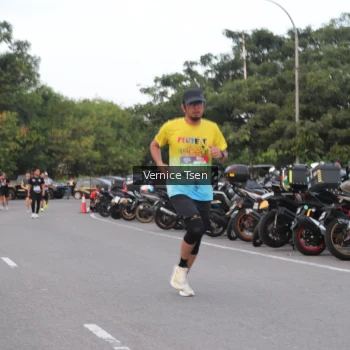 Runner Photo 3774042