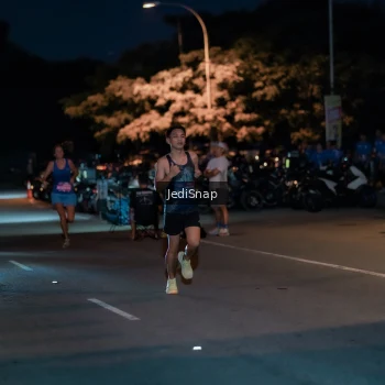 Runner Photo 3774064