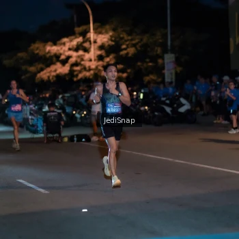 Runner Photo 3774067