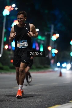 Runner Photo 3774083