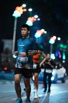 Runner Photo 3774126
