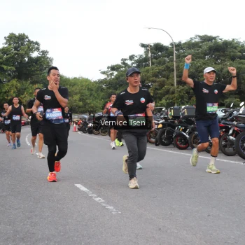 Runner Photo 3774225