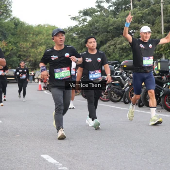 Runner Photo 3774248