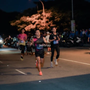 Runner Photo 3774286