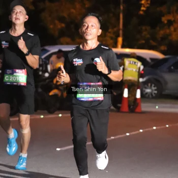Runner Photo 3774334