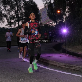 Runner Photo 3774357