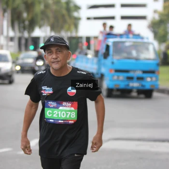 Runner Photo 3774411