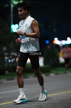 Runner Photo 3774426