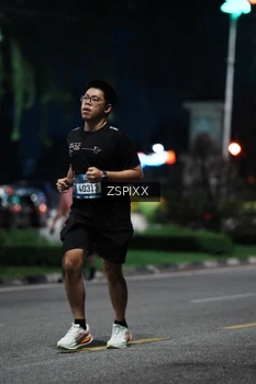 Runner Photo 3774445