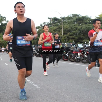 Runner Photo 3774449