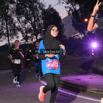 Runner Photo 3774454