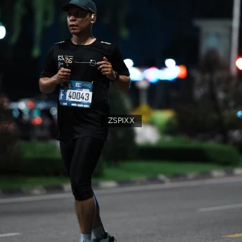 Runner Photo 3774513