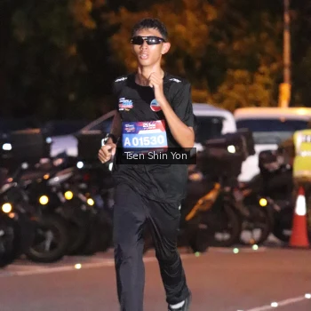 Runner Photo 3774537