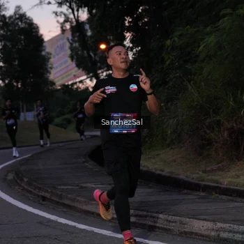 Runner Photo 3774545