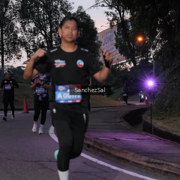 Runner Photo 3774559