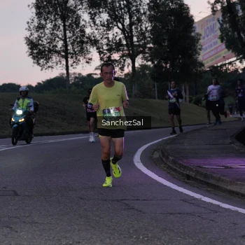 Runner Photo 3774591