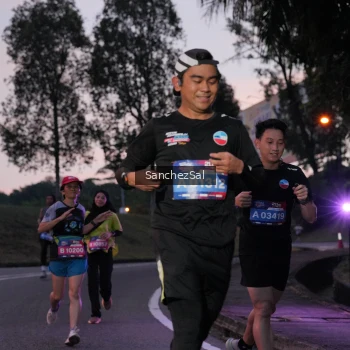 Runner Photo 3774595