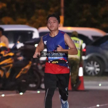 Runner Photo 3774602