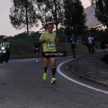 Runner Photo 3774615