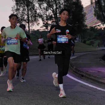 Runner Photo 3774635