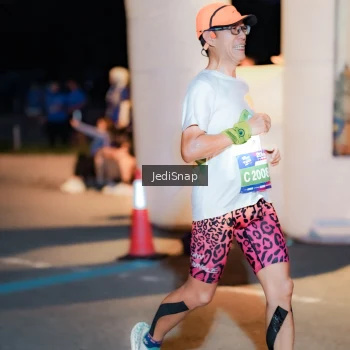 Runner Photo 3774680