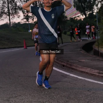 Runner Photo 3774685