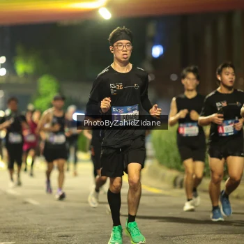 Runner Photo 3774696