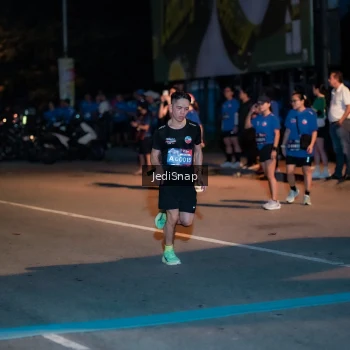Runner Photo 3774701