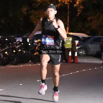 Runner Photo 3774735