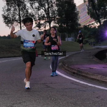Runner Photo 3774773
