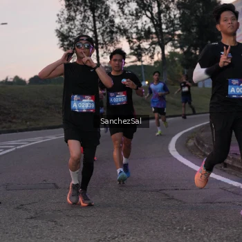 Runner Photo 3774888