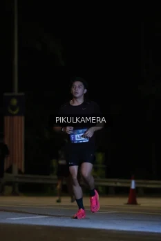Runner Photo 3774902