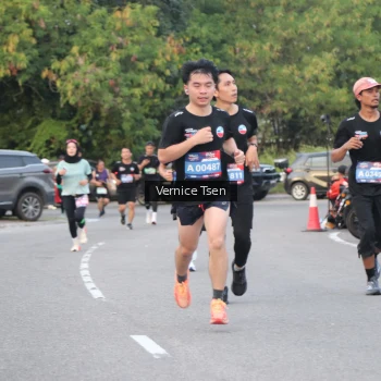 Runner Photo 3774915