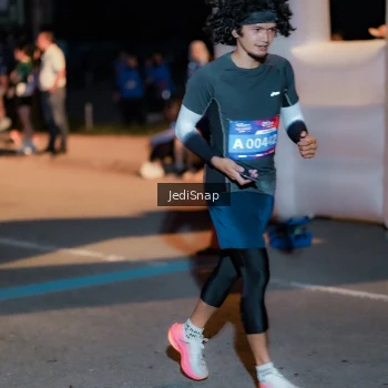 Runner Photo 3774935